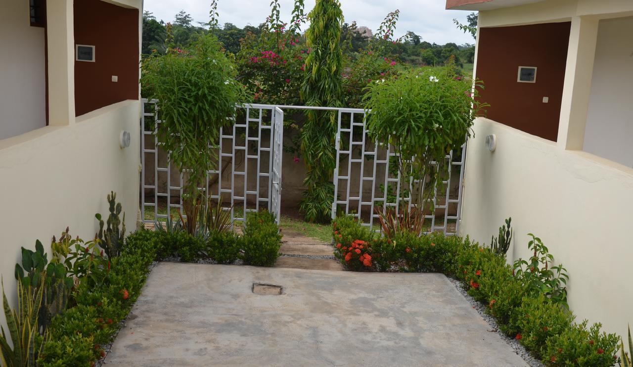 Residence Heaven Yamoussoukro Esterno foto